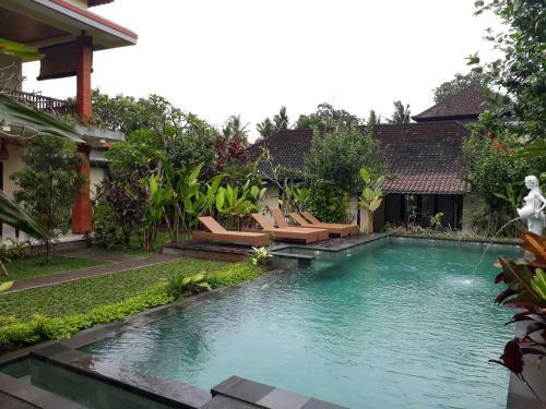 Hostal Nyoman Sandi Guest House