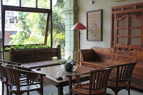 Hotel Winotosastro Garden