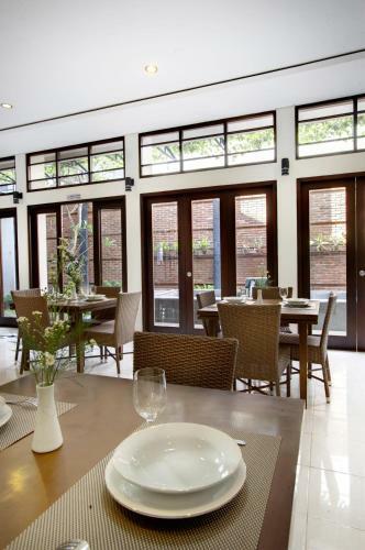 Hostal Omah Garuda Homestay