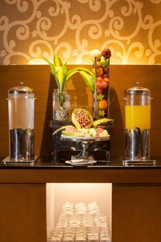 The Grove Express Timoho Hotel