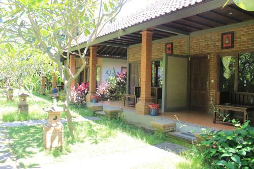 Hostal Badini Homestay Pemuteran Bali