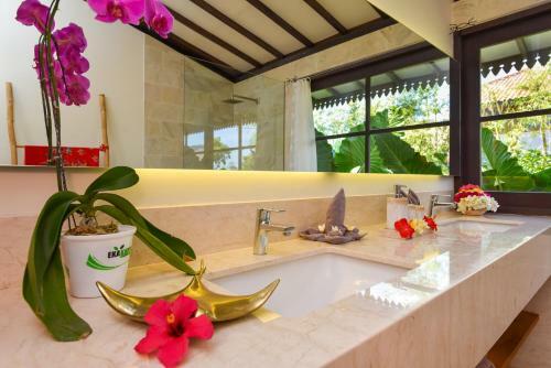 Villa Sumberkima Hill Retreat