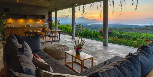 Villa Sumberkima Hill Retreat