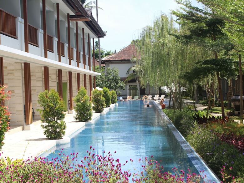 Grand Whiz Hotel Nusa Dua Bali
