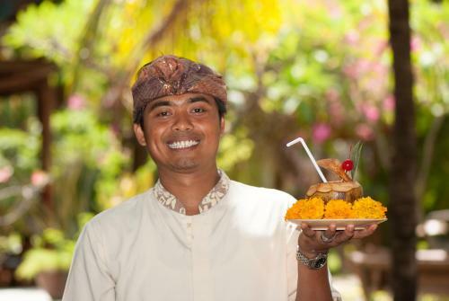 Hotel Pondok Sari Beach & Spa Resort