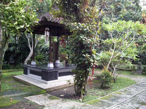 Hostal Madra Homestay