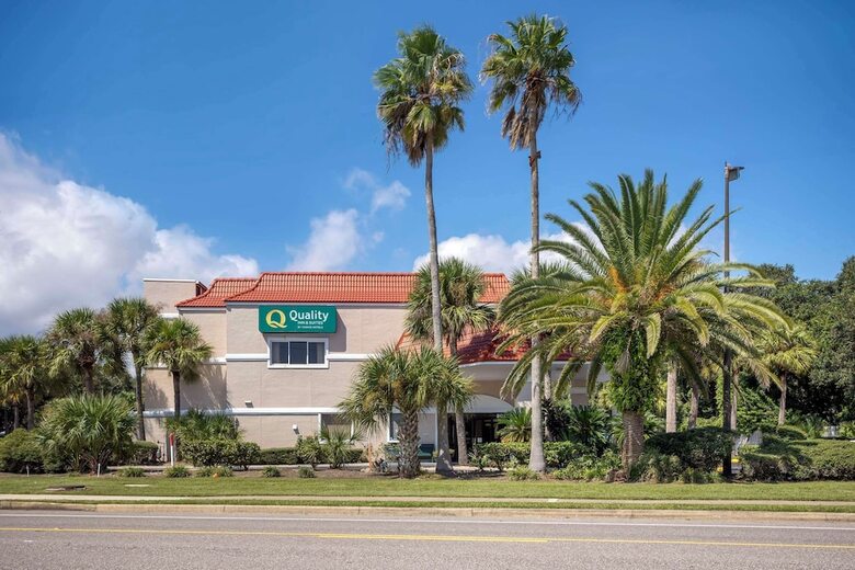 Hotel Comfort Inn