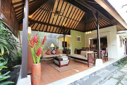 Villa The Sanyas Suite Bali