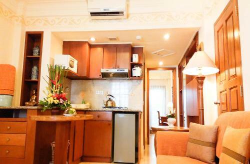 Hotel Club Bali Suites @ Legian Beach