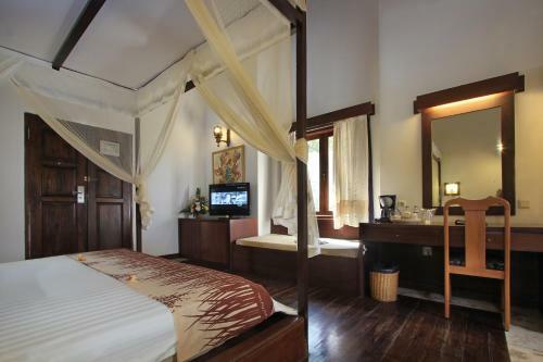 Hotel Kuta Lagoon Resort And Pool Villas