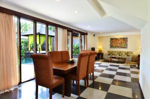 The Khayangan Dreams Villa, Seminyak