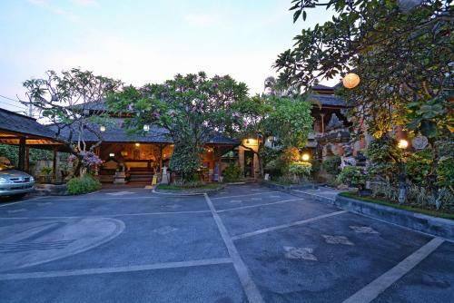 Puri Dewa Bharata Hotel & Villas