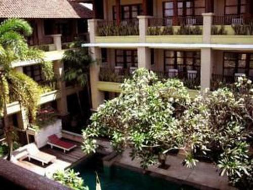 Fourteen Roses Beach Hotel