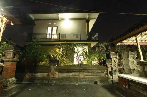 Hostal Suryadina Guest House