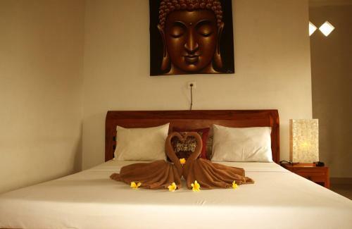 Hostal Suryadina Guest House