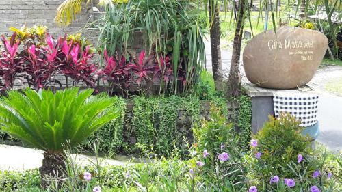 Gita Maha Ubud Hotel