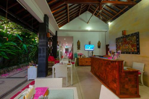 Lombok Senggigi Hotel