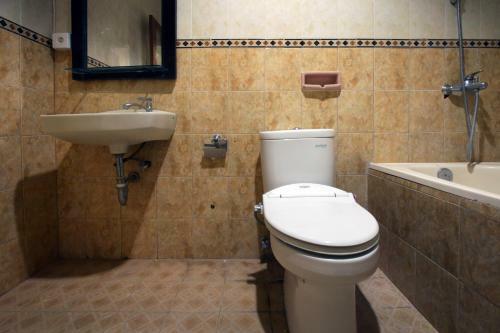 Hostal Pondok Loris Guest House