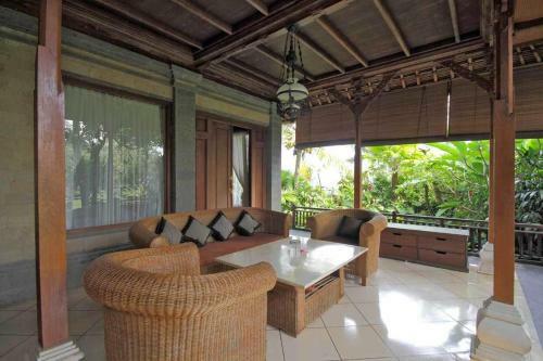 Villa Sujati
