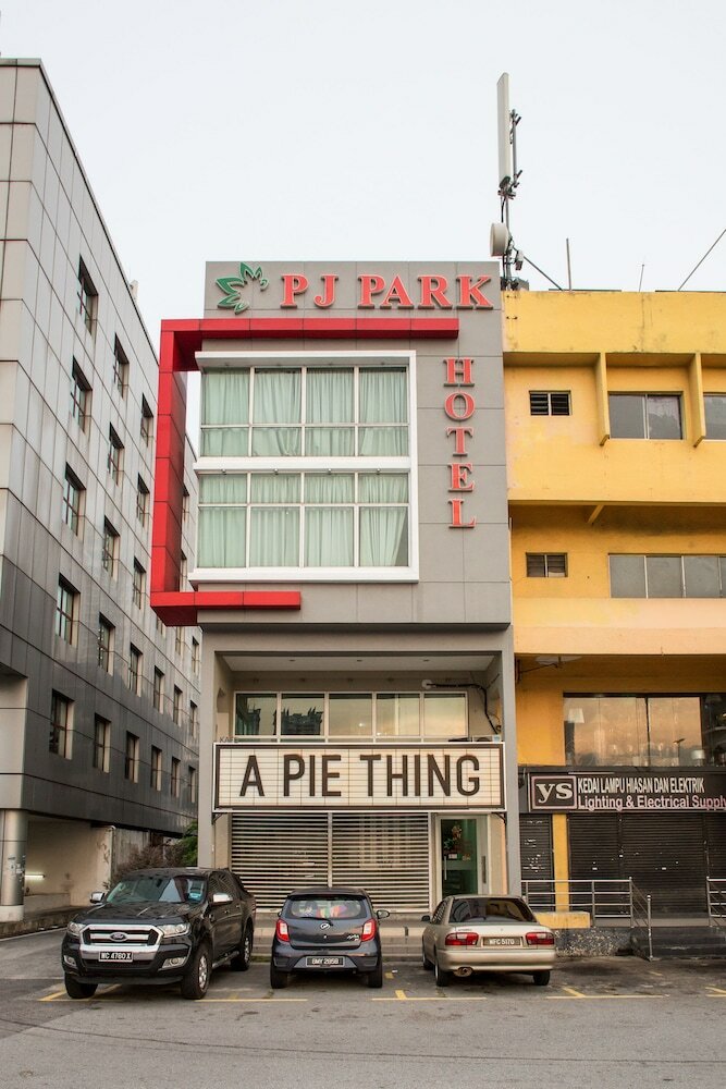 Pj Park Hotel