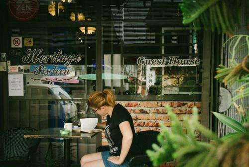 Hostal Heritage Sixteen
