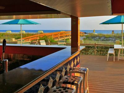 Hotel Sunset Vistas Beachfront Suites