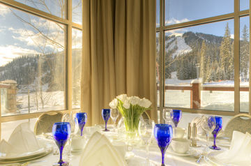 Hotel Delta Sun Peaks (delta Room)