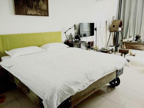 Hostal Home Space Art Guesthouse