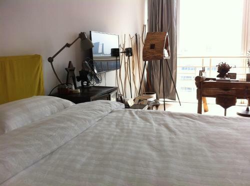 Hostal Home Space Art Guesthouse