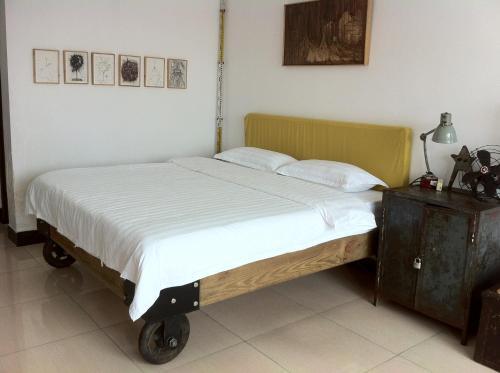 Hostal Home Space Art Guesthouse