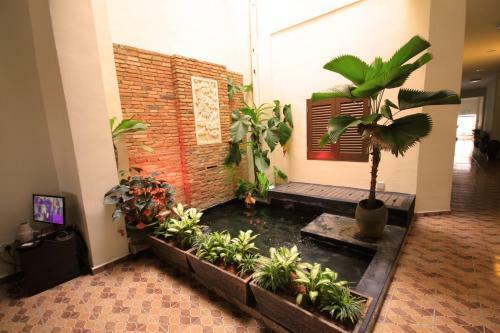 Albergue River Song Residence