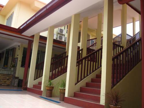 Hotel Intan Beach Resort