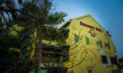 Hostal Discovery Cafe And Guesthouse