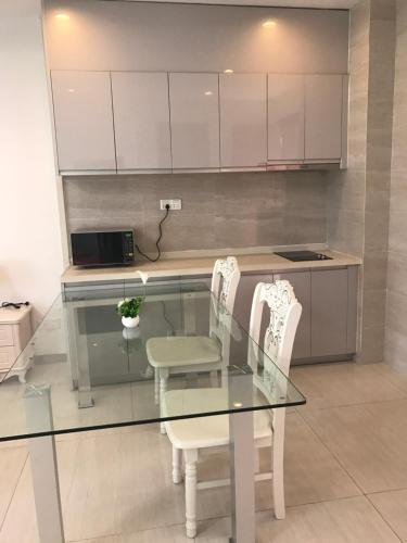 Moon Shine Apartment Hotel
