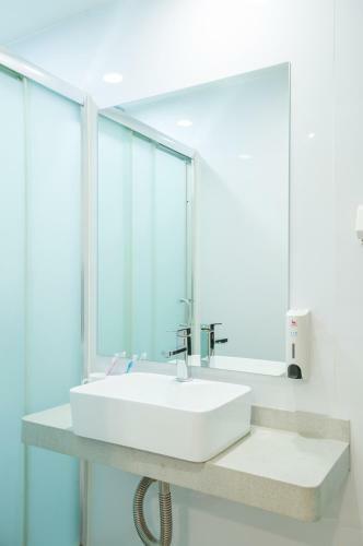Hotel Hanting Express Harbin Huayuan Street