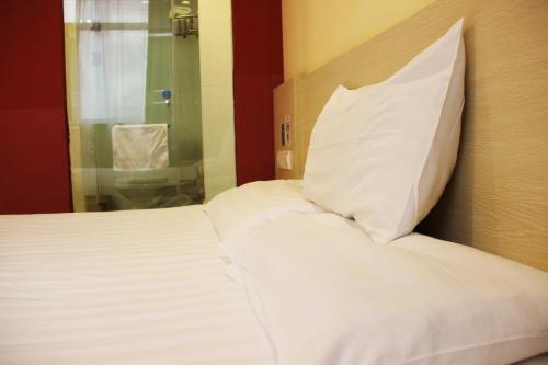 Hotel Hanting Express Hangzhou Wushan Plaza