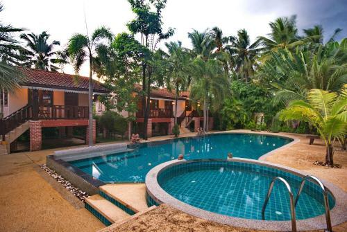 Hotel Sangsawan Palace Khaolak Resort