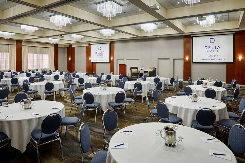 Novotel Toronto Mississauga Centre Hotel