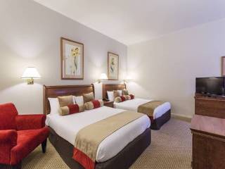 Hotel Grand Chancellor On Currie