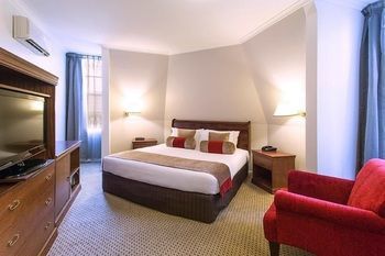 Hotel Grand Chancellor On Currie