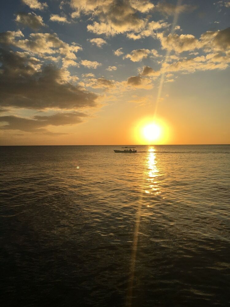 Hotel Sunset At The Cliffs Resort