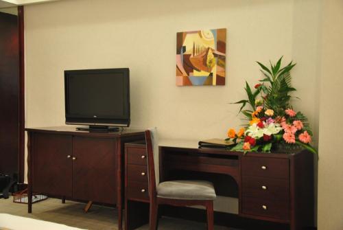 Luoyang Aviation Hotel