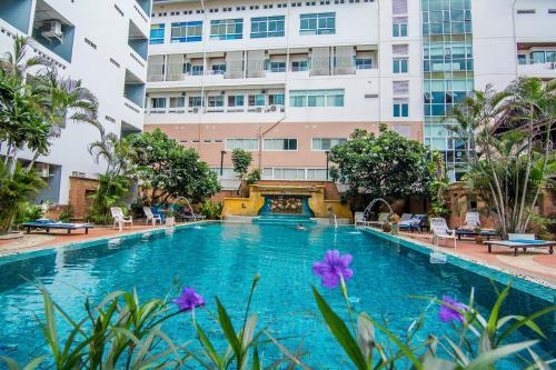 Hotel Sutus Court 1