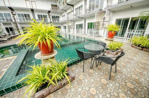 Hotel Central Pattaya Garden Resort