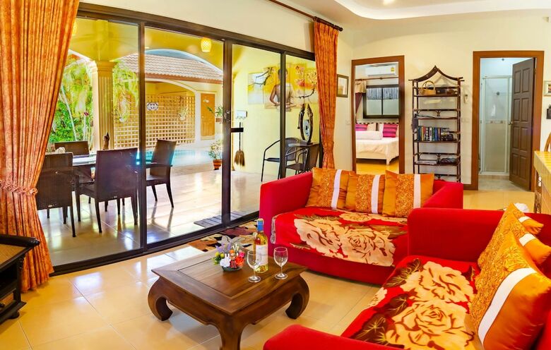 Coconut Paradise Villas