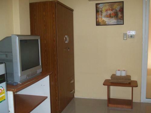 Hostal Aura House