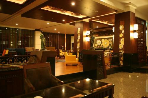 Hotel Grand Pacific Sovereign Resort & Spa