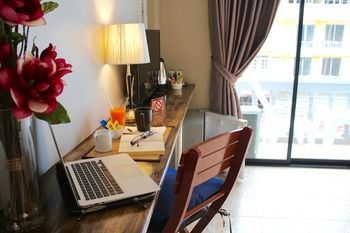 Hostal The Beach Cha Am Guest House