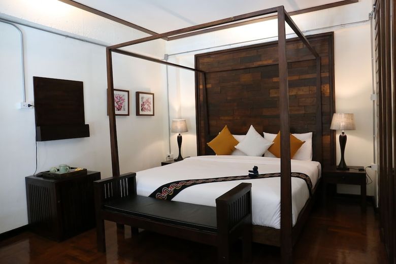 Kampaeng Ngam Hotel