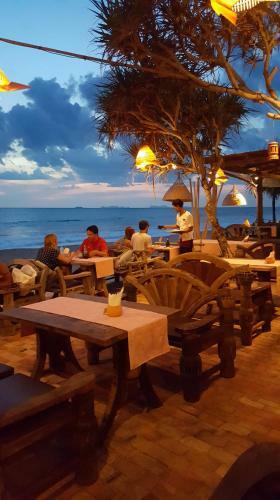 Hotel Clean Beach Resort